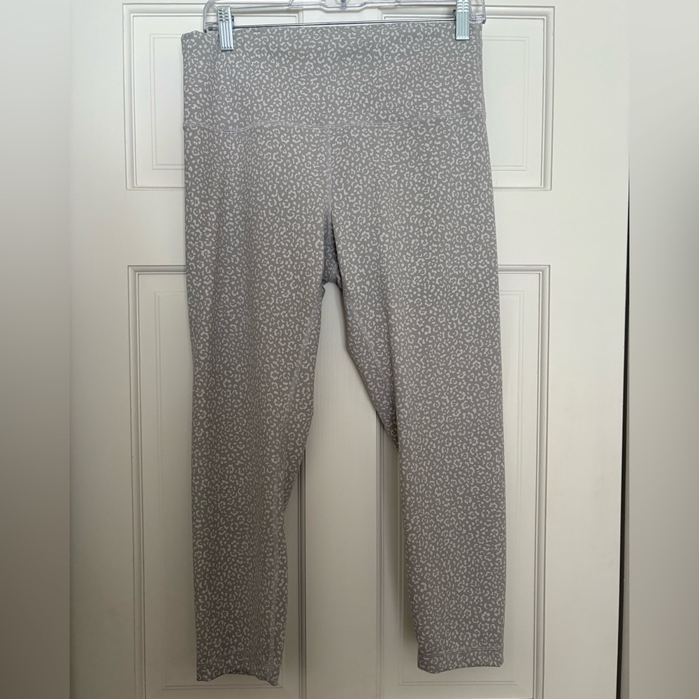 Lululemon Wunder Train 7/8 Leggings